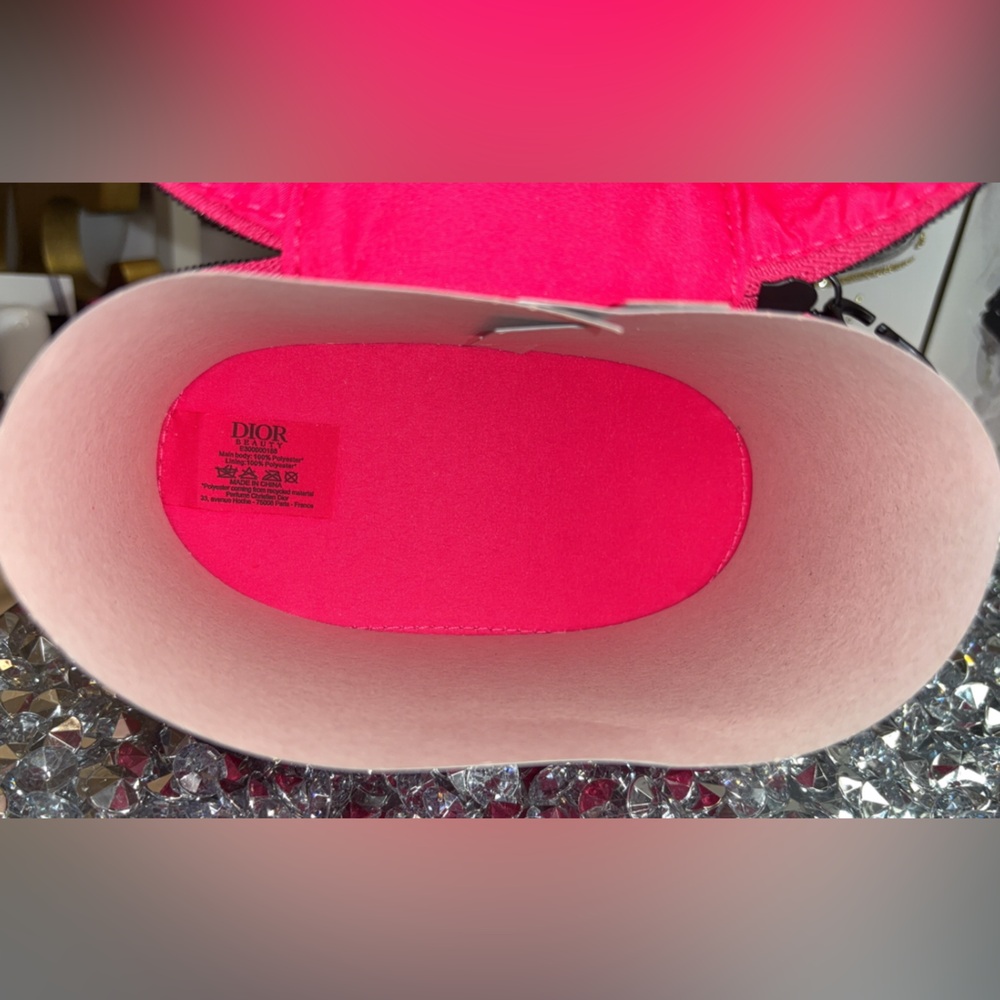 Dior Beauty Miss Dior vibrant hot pink cosmetic vanity case NEW - Picture 3 of 6